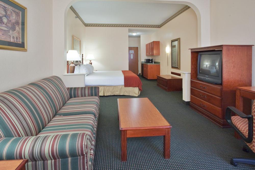 Holiday Inn Express - Plymouth By Ihg Eksteriør bilde