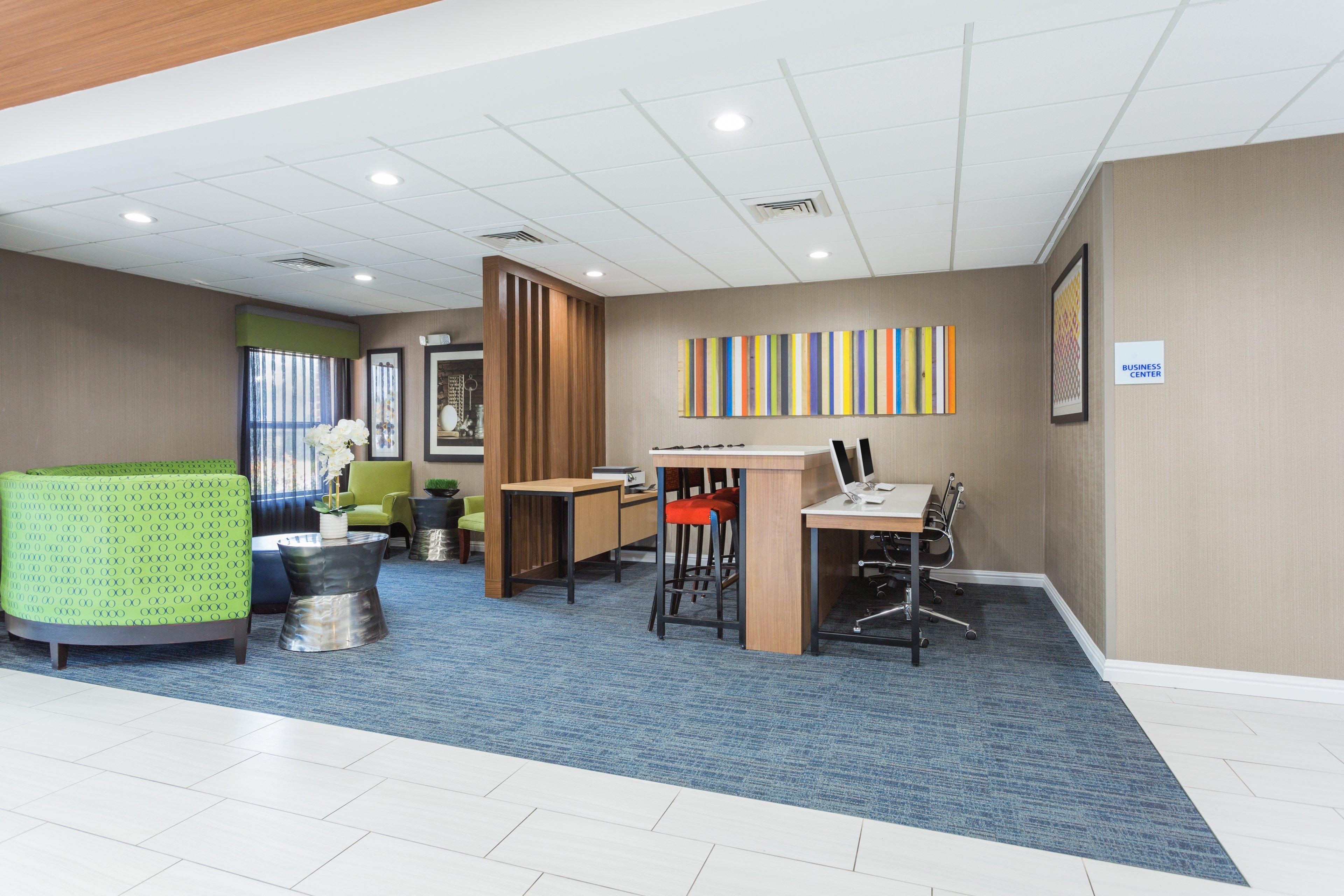 Holiday Inn Express - Plymouth By Ihg Eksteriør bilde