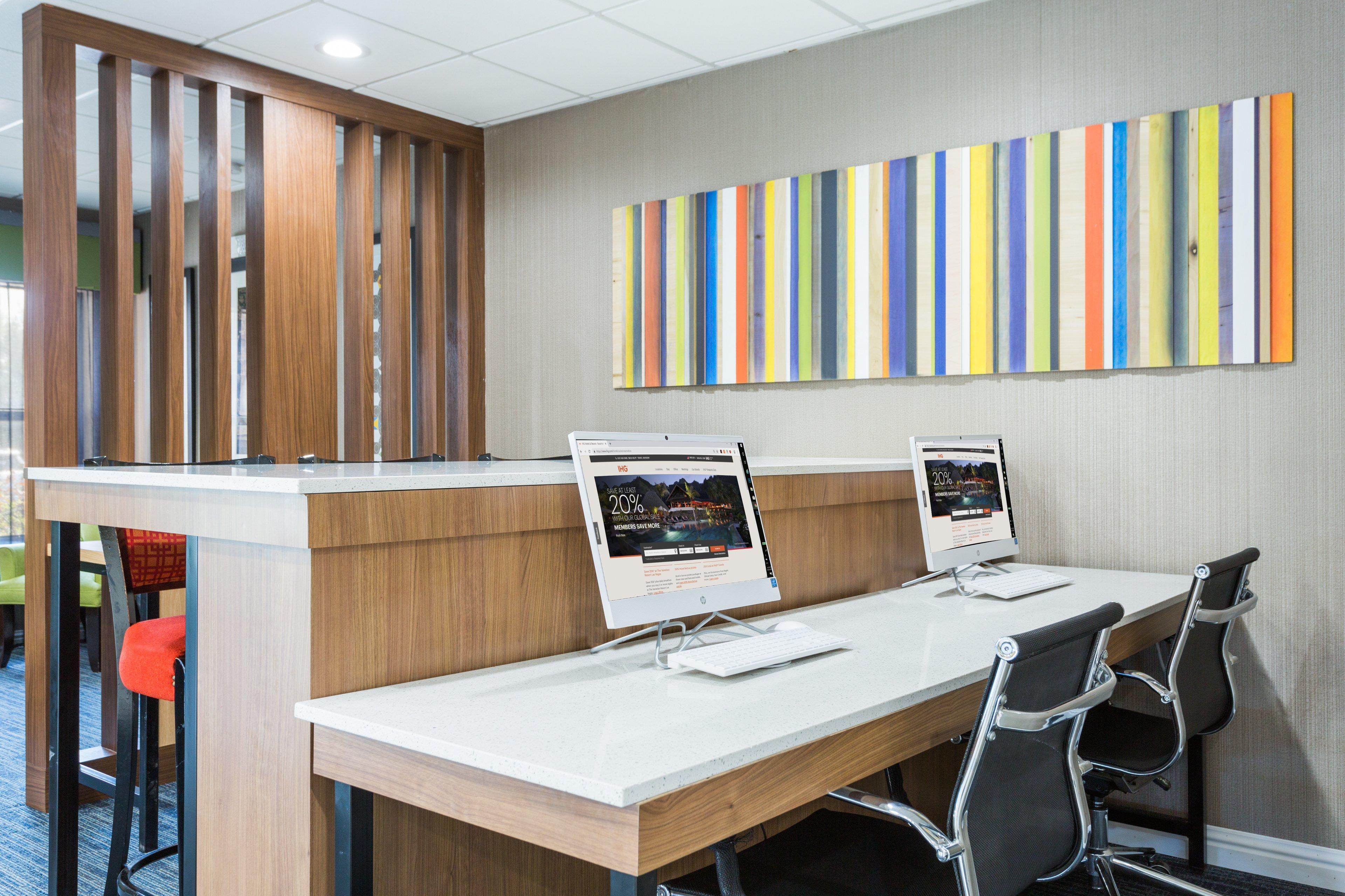 Holiday Inn Express - Plymouth By Ihg Eksteriør bilde