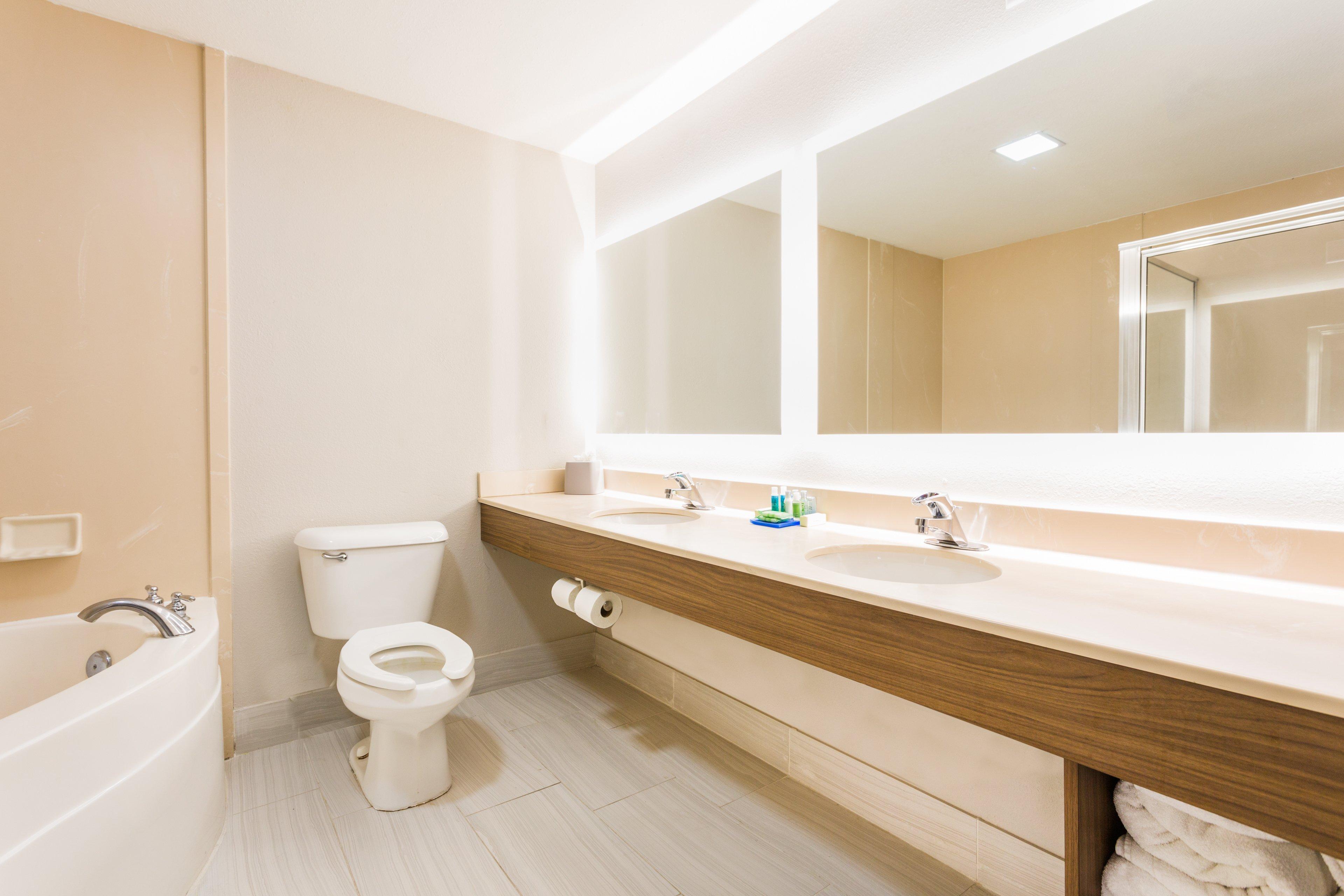Holiday Inn Express - Plymouth By Ihg Eksteriør bilde
