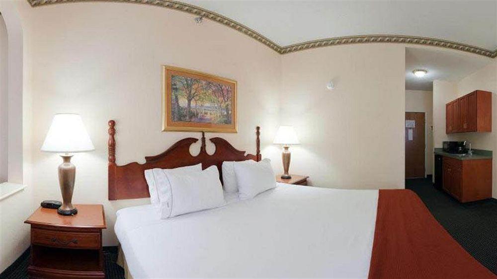 Holiday Inn Express - Plymouth By Ihg Eksteriør bilde